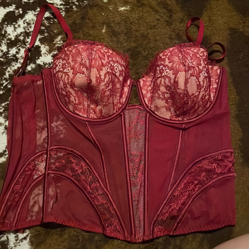 Brand new with tags! VS corset top! 38d